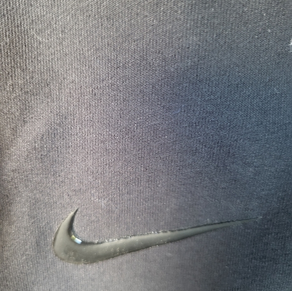 Nike Dri-FIT Women’s Capris Large | Black-on-Black, Moisture-Wicking, Athletic - Picture 4 of 9